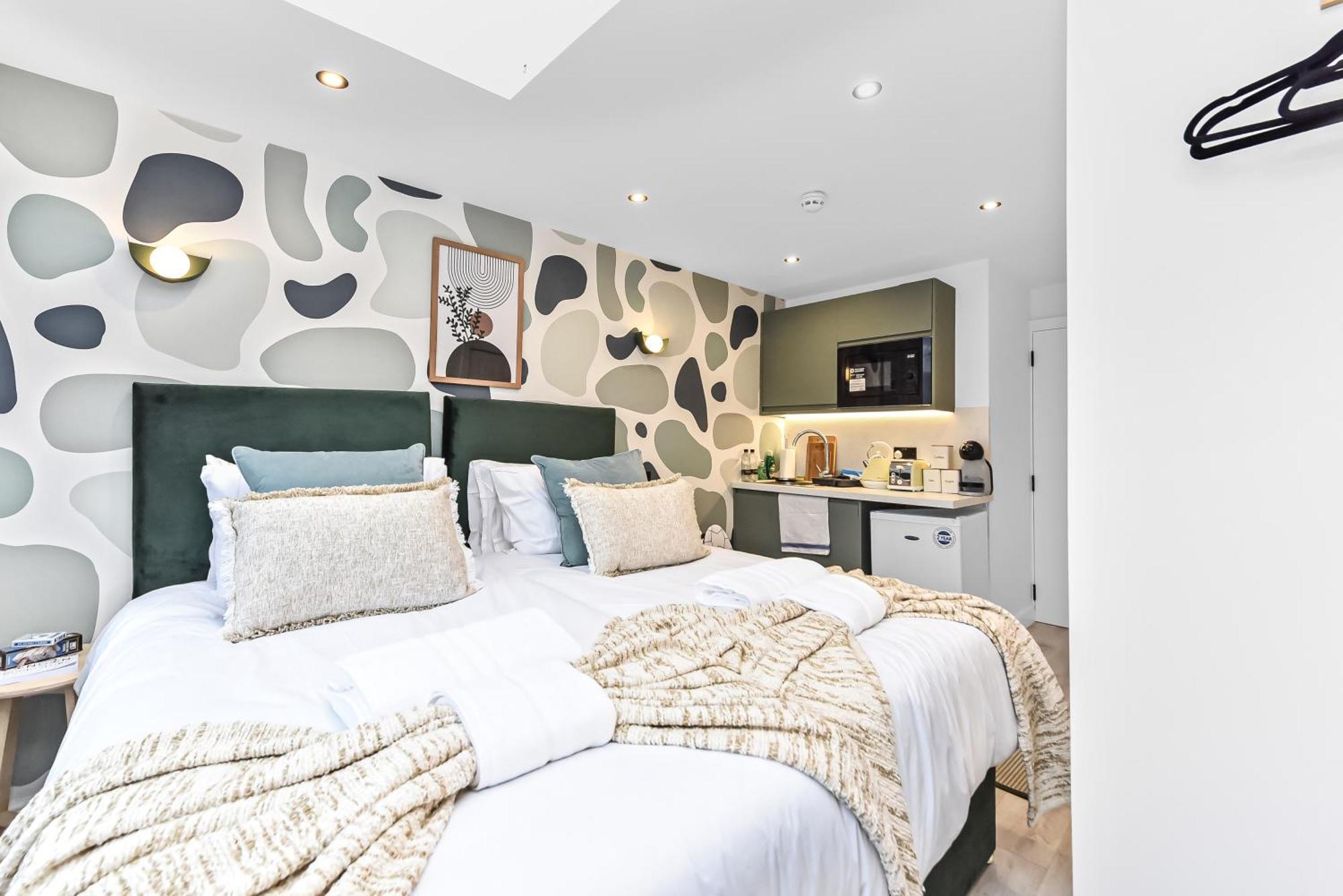 לונדון Sleek & Modern Studio Getaway With Artistic Flair מראה חיצוני תמונה